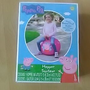 Unisex Peppa the Pig 15" Hopper Bouncer Ball-Brand New in  Box!
